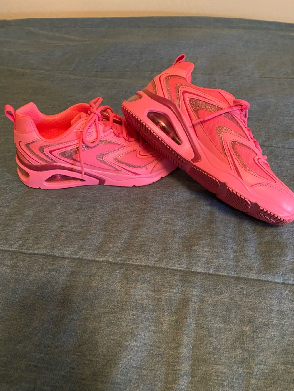 Skechers Neon Pink Lace-Up Athletic Sneakers